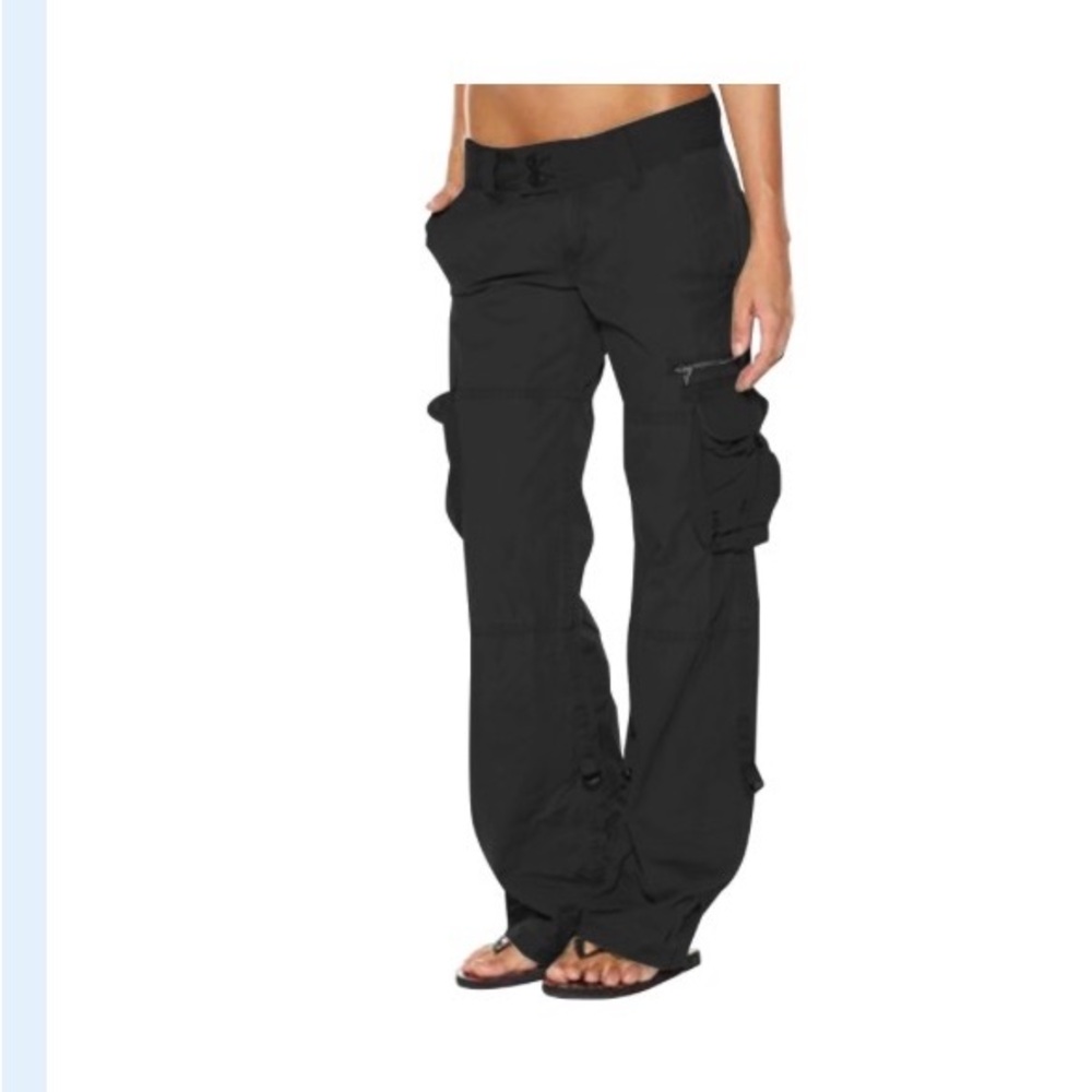 Wide-Leg Black Cargo Pants with Utility Pockets